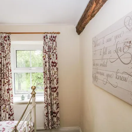 Mulberry グレンジ・オーバー・サンズ